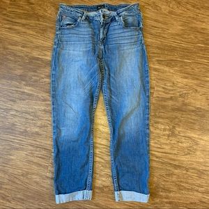 HUDSON Bacara straight cut jeans. Size 31.